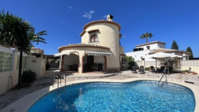 Villa al Mar, Els Poblets, Top Lage und Ausstattung, Pool, WIFI 300Mb, eigener überdachter Parkplatz, Photovoltaik Bonus, nah am Strand 500m